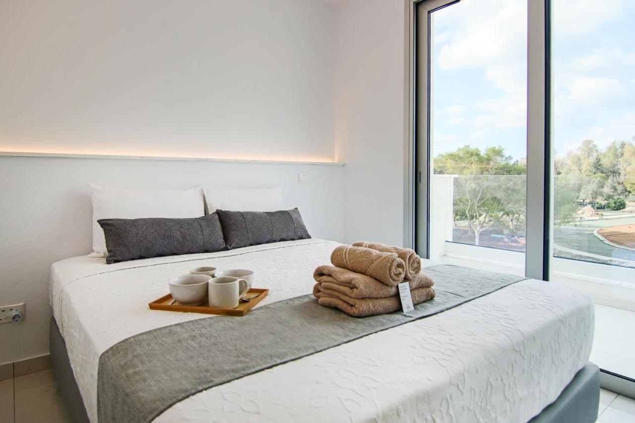 Phaedrus Living - Seaside Executive Flat Harbour 202 Apartment Paphos Exterior photo
